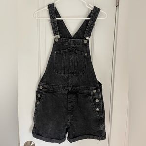 Old navy overalls black wash size small LIKE NEW